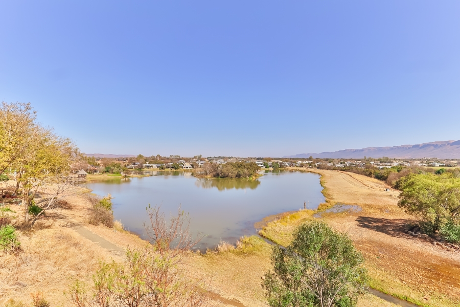 4 Bedroom Property for Sale in The Coves North West